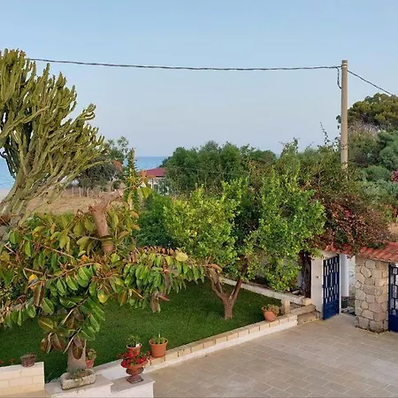 Casello 28 - Casa Vacanze Ferienhaus Santa Caterina Dello Ionio Marina